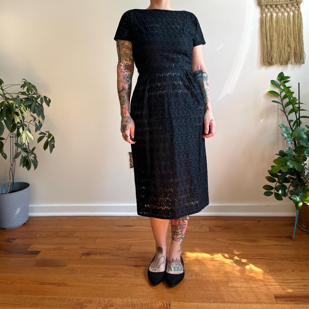 50s/60s L'Aiglon Black Floral Peekaboo Wiggle Dress, 100% Cotton